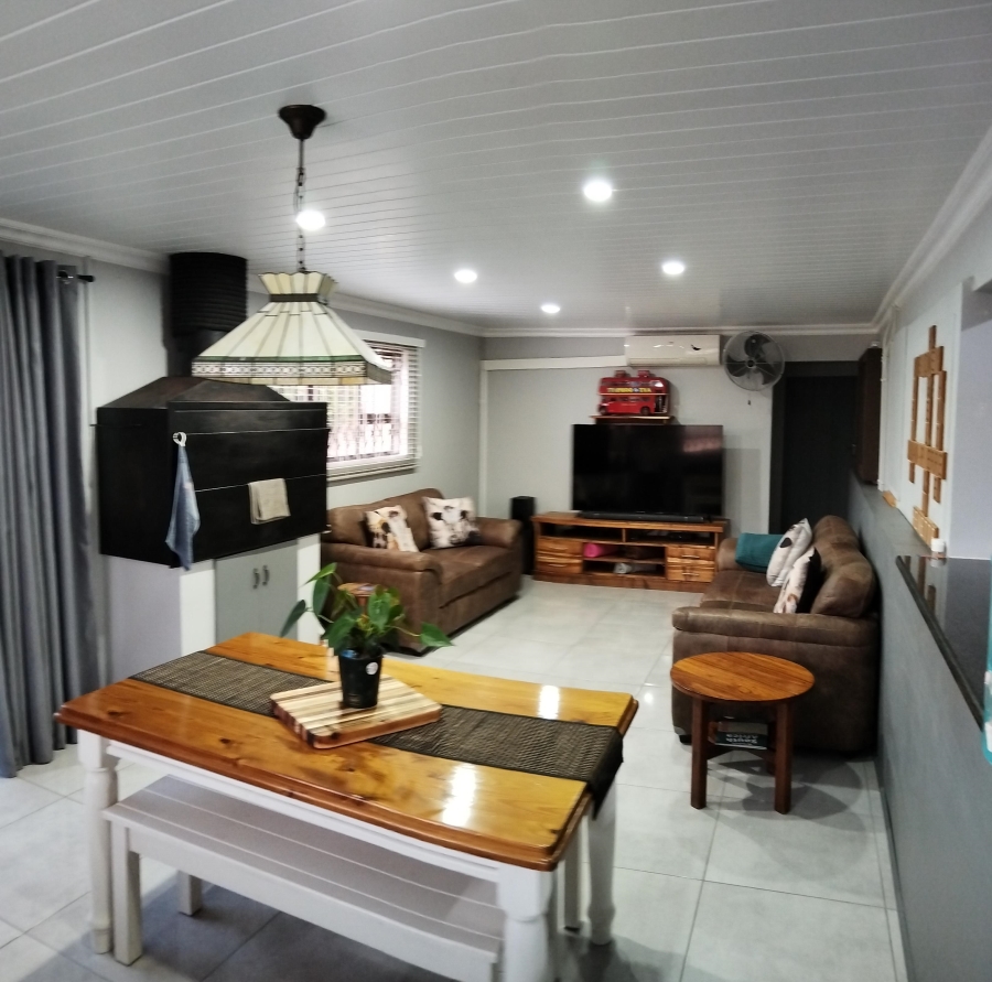 3 Bedroom Property for Sale in Manor Heights Eastern Cape